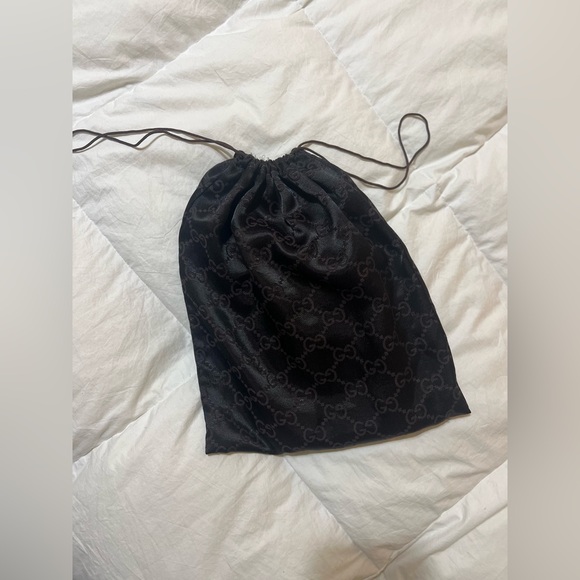 Gucci Abbey Pochette With COA And Dustbag - Picture 10 of 11